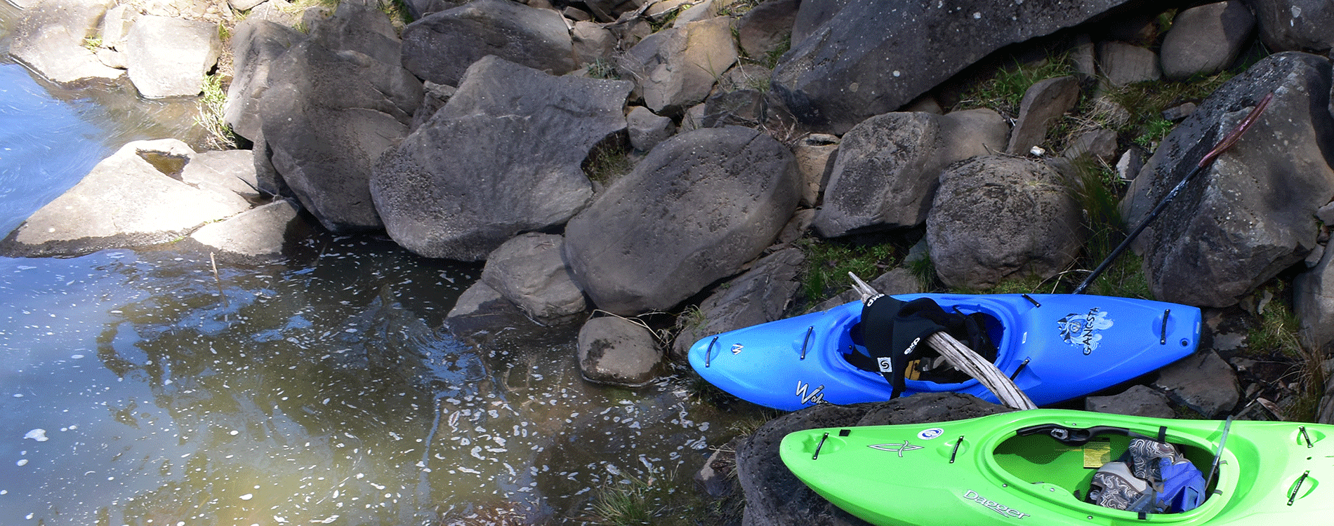 Kayaks-at-Cataract-Gorge